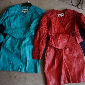 2 Wilson Leather CHIA skirt set  Red/Peacock green